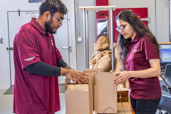 E-commerce & Last-Mile Delivery
